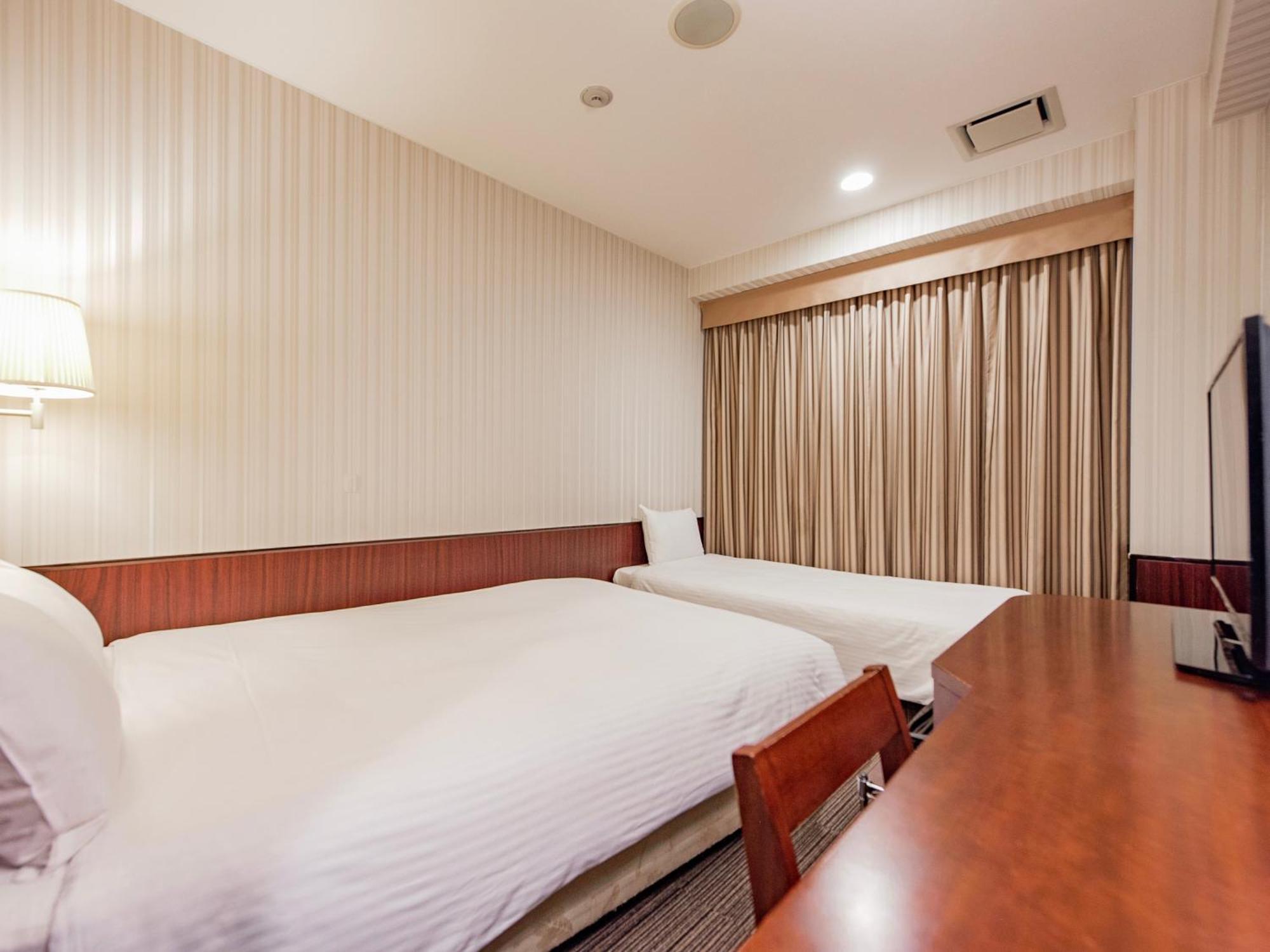 Hotel Hillarys Osaka Cameră foto