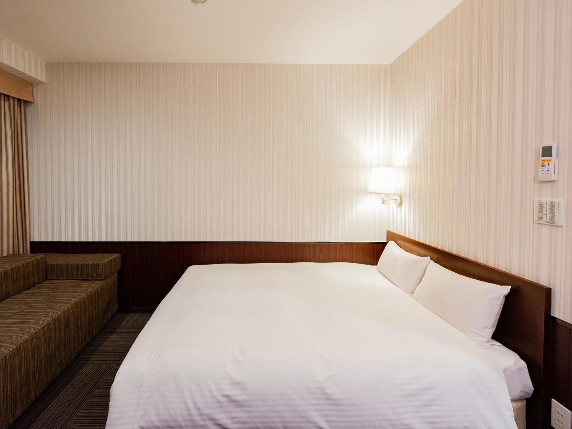 Hotel Hillarys Osaka Cameră foto